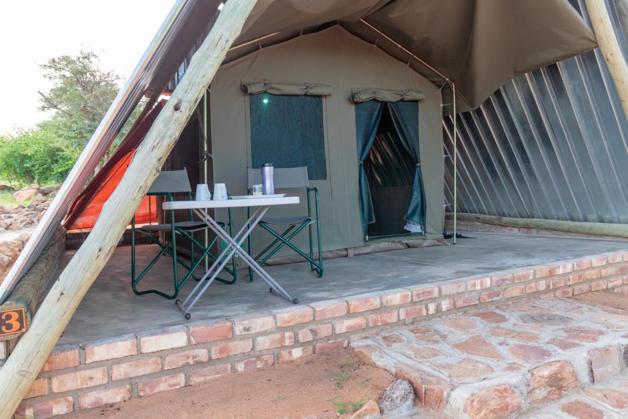 Tana Safaris Bush Camp Hotel Otjiwarongo Exterior foto