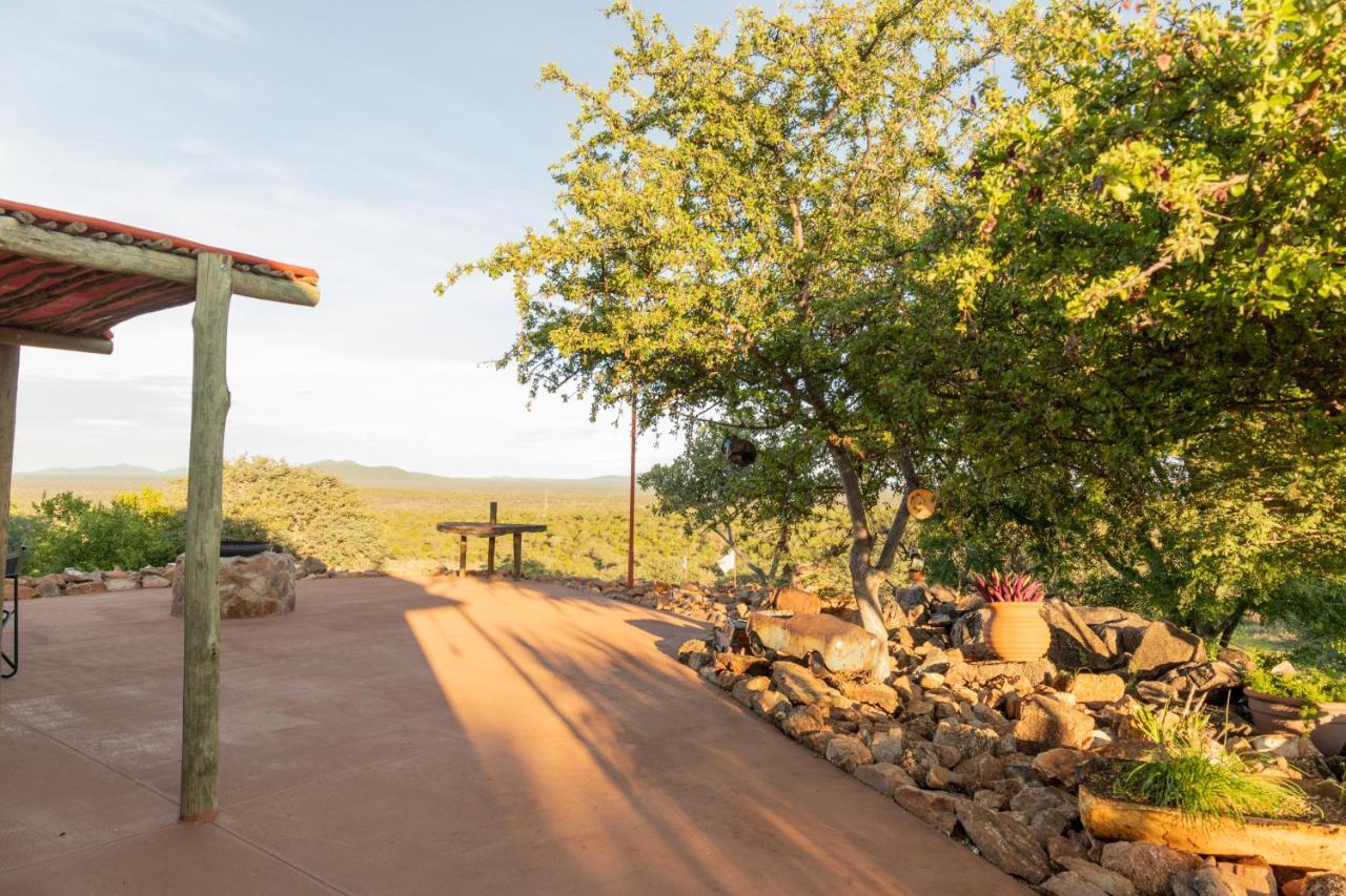 Tana Safaris Bush Camp Hotel Otjiwarongo Exterior foto