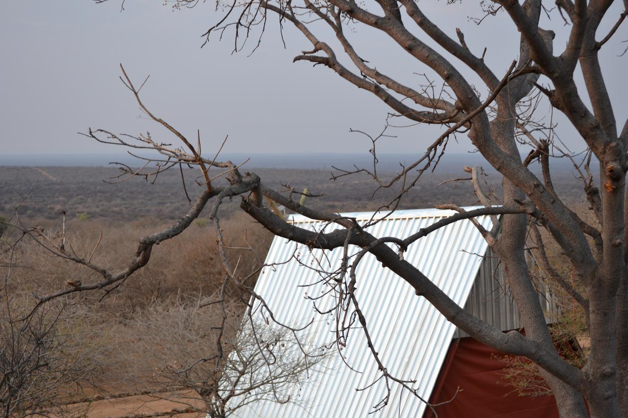 Tana Safaris Bush Camp Hotel Otjiwarongo Exterior foto